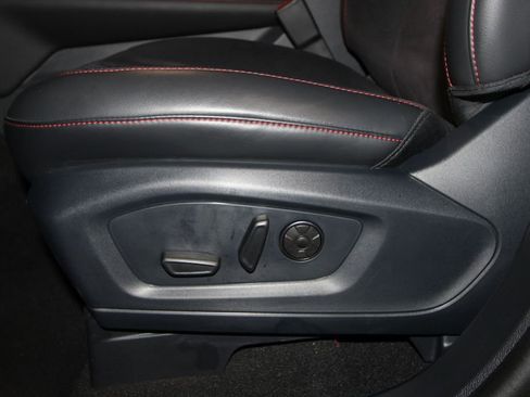 Used 2025 Ford Explorer ST image 7