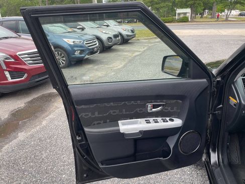 Used 2012 Kia Soul + FWD image 8
