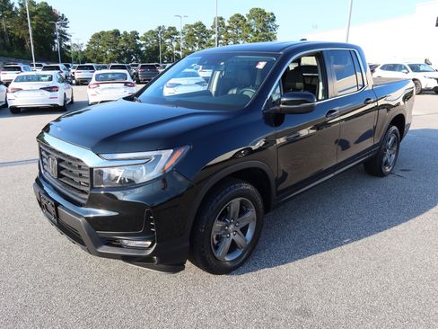 Certified 2023 Honda Ridgeline RTL image 9