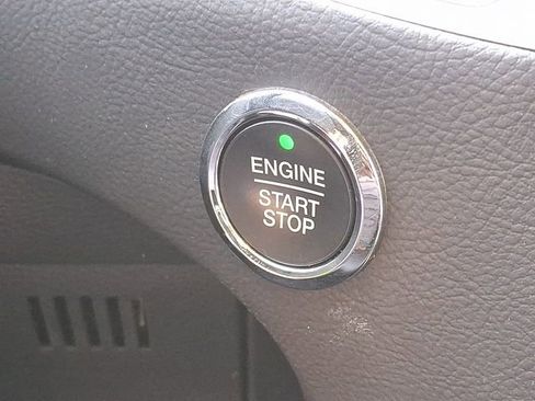 Used 2024 Ford Edge Titanium w/ Equipment Group 301A image 19