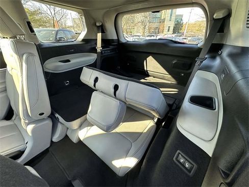 Certified 2021 Jeep Grand Cherokee L Overland w/ Luxury Tech Group IV image 21