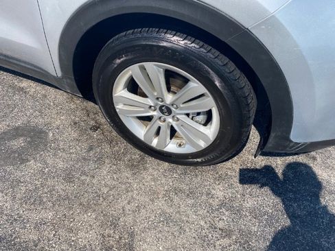 Used 2019 Kia Sportage LX image 23