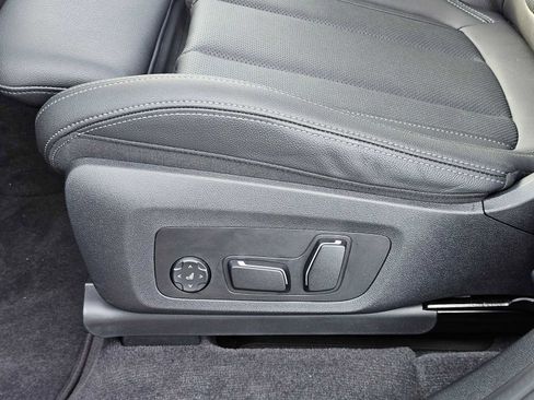 Used 2024 BMW X3 xDrive30i w/ Convenience Package w/ZPA image 24