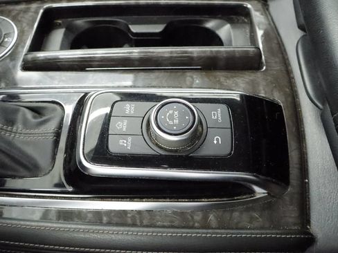 Used 2021 Nissan Armada Platinum w/ Captain's Chairs Package AWD/4WD image 31
