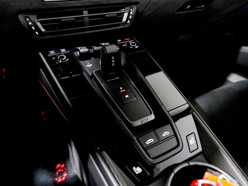 Used 2024 Porsche 911 Targa 4 GTS image 18