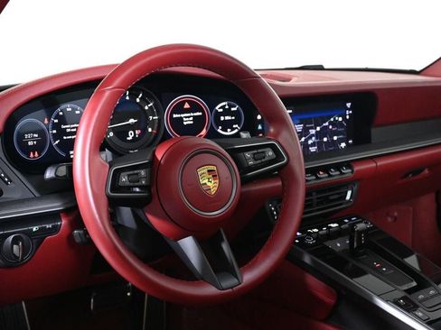 Used 2022 Porsche 911 Targa 4S AWD/4WD image 12