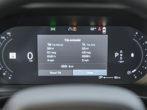 New 2026 Volvo XC40 B5 Ultra w/ Protection Package Premier image 43