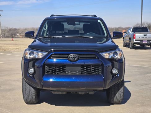 Used 2024 Toyota 4Runner SR5 image 6