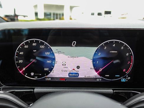 Used 2024 Mercedes-Benz GLA 250 4MATIC image 54