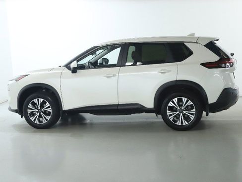 Certified 2023 Nissan Rogue SV image 40