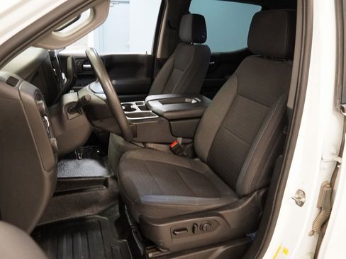 Used 2021 Chevrolet Silverado 1500 W/T w/ WT Value Package image 3