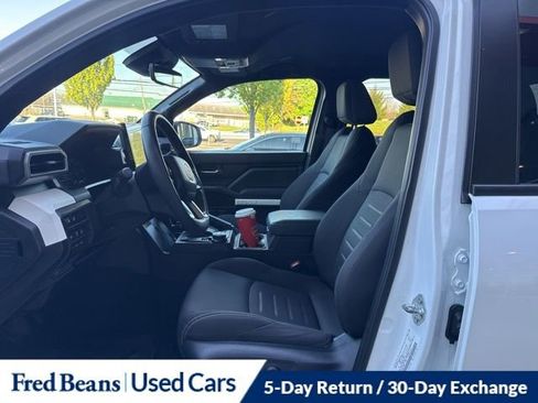 Used 2024 Toyota Tacoma TRD Off-Road w/ TRD Off Road Upgrade Package AWD/4WD image 19