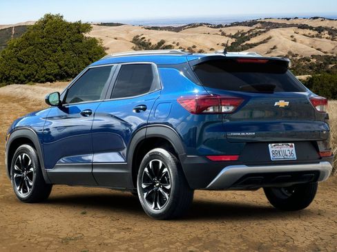 Used 2021 Chevrolet TrailBlazer LT w/ Convenience Package image 6