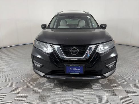 Used 2019 Nissan Rogue SL AWD/4WD image 2