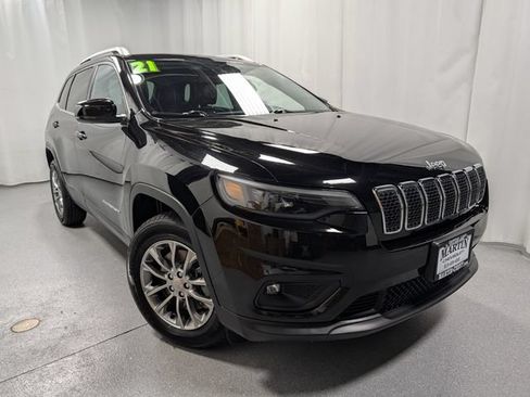 Used 2021 Jeep Cherokee Latitude Lux AWD/4WD image 2