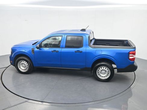 Used 2025 Ford Maverick XL w/ Equipment Group 102A AWD/4WD image 29