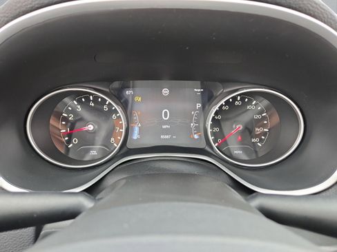 Used 2019 Jeep Compass Limited image 16