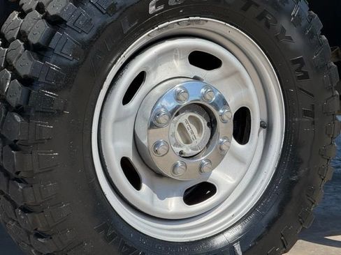 Used 2012 Ford F250 XL w/ PWR Equipment Group AWD/4WD image 13