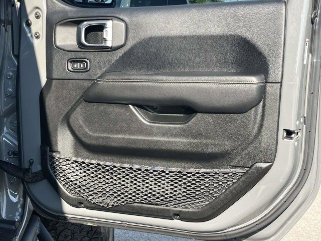 Used 2019 Jeep Wrangler Unlimited Sahara w/ Quick Order Package 24M Moab AWD/4WD image 25