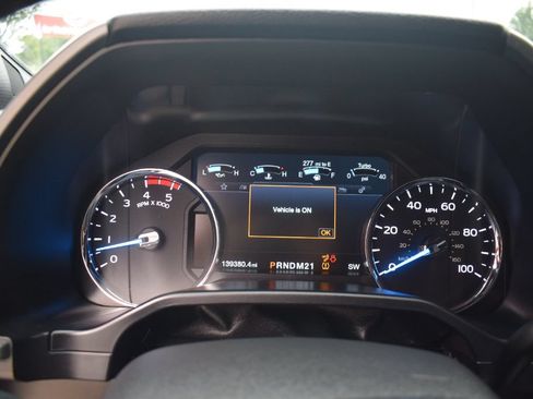 Used 2017 Ford F250 Platinum w/ Platinum Ultimate Package AWD/4WD image 18