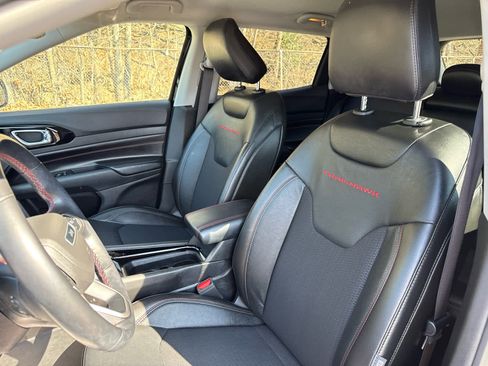 Used 2022 Jeep Compass Trailhawk w/ Trailhawk Convenience Group image 14