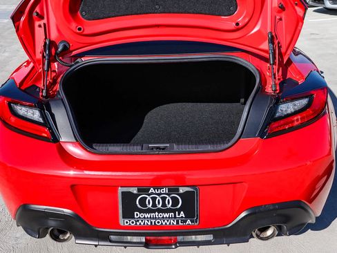 Used 2022 Toyota GR86 Premium image 38