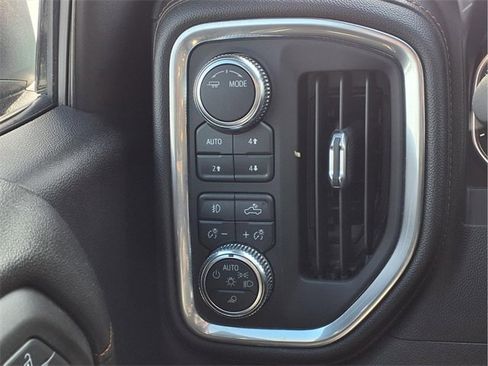 Used 2021 GMC Sierra 1500 AT4 w/ AT4 Preferred Package image 21