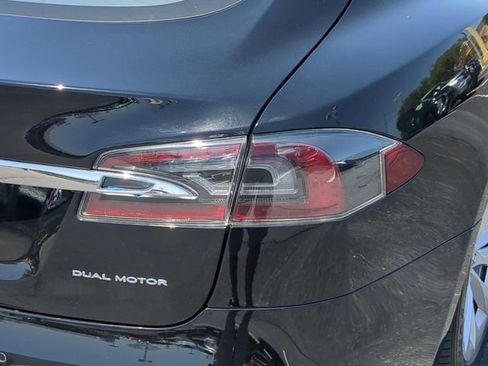 Used 2019 Tesla Model S Long Range AWD/4WD image 11