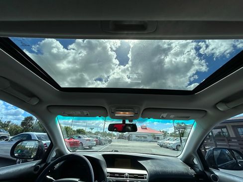 Used 2010 Lexus RX 350 2WD image 15