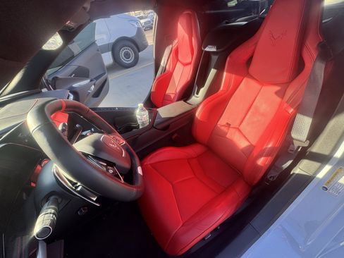 Used 2023 Chevrolet Corvette Z06 image 4