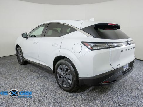 Used 2025 Nissan Murano SL AWD/4WD image 5