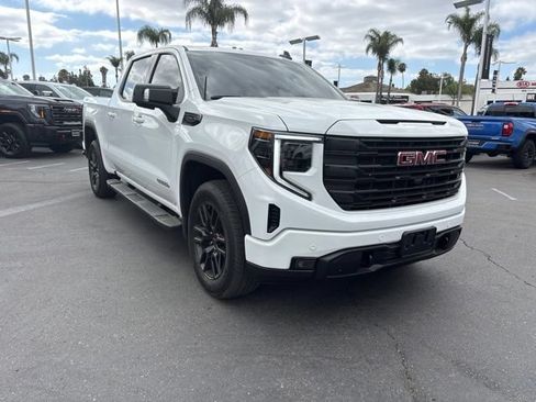 Used 2026 GMC Sierra 1500 Elevation w/ Elevation Premium Package AWD/4WD image 2