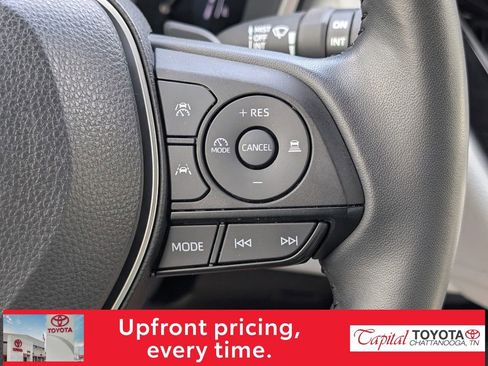 Used 2025 Toyota Corolla XSE FWD image 17