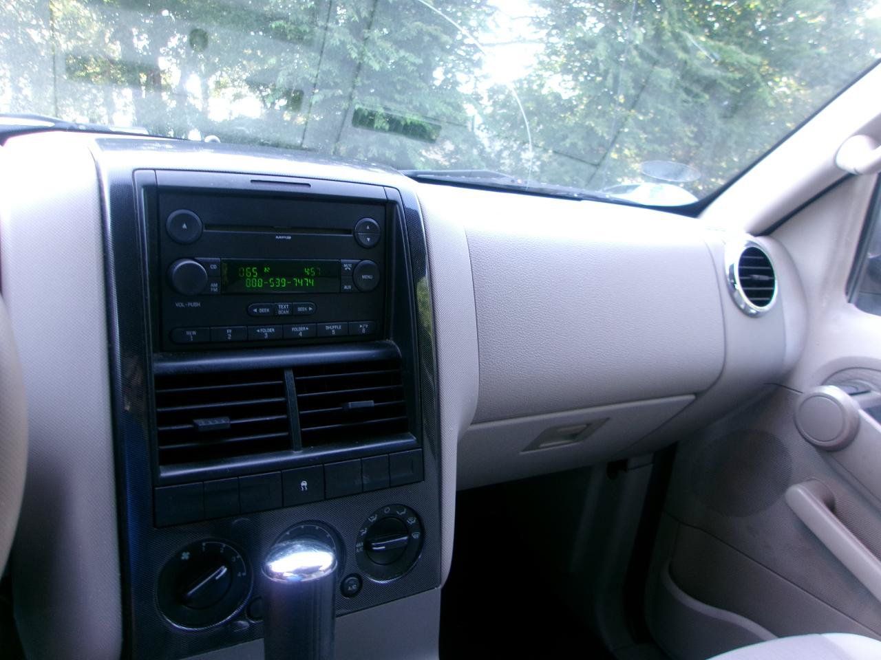 Used 2007 Ford Explorer Sport Trac XLT RWD image 13