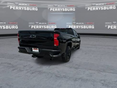 Used 2025 Chevrolet Silverado 2500 LTZ w/ LTZ Plus Package AWD/4WD image 9