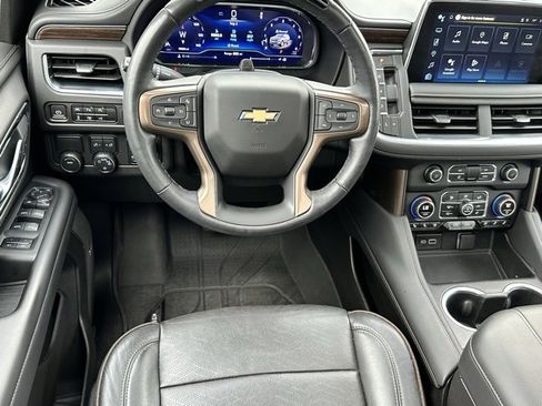 Used 2024 Chevrolet Tahoe High Country w/ Advanced Technology Package image 8