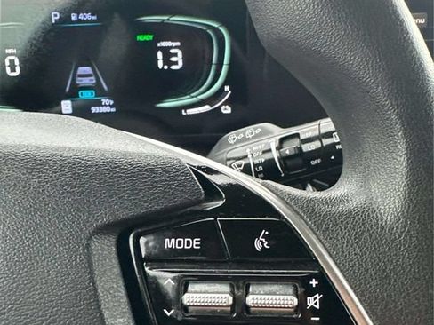 Used 2023 Kia Niro LX FWD image 28