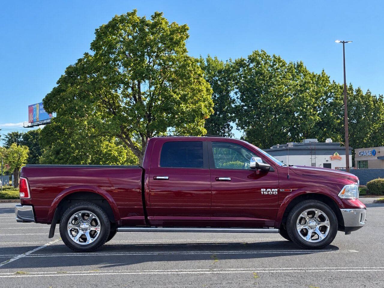 Used 2016 RAM 1500 Laramie w/ Convenience Group AWD/4WD image 7