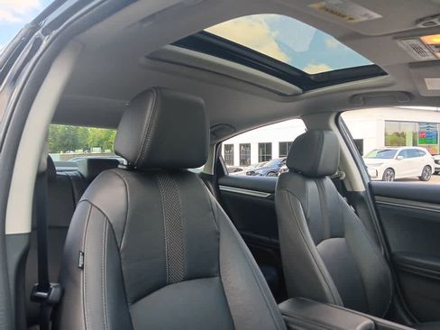 Used 2020 Honda Civic EX-L image 18