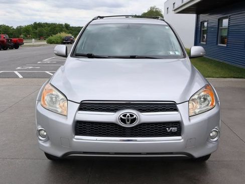 Used 2011 Toyota RAV4 Limited w/ Limited Extra Value Pkg AWD/4WD image 4
