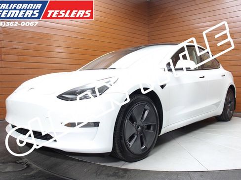 Used 2023 Tesla Model 3 Standard Range RWD image 1
