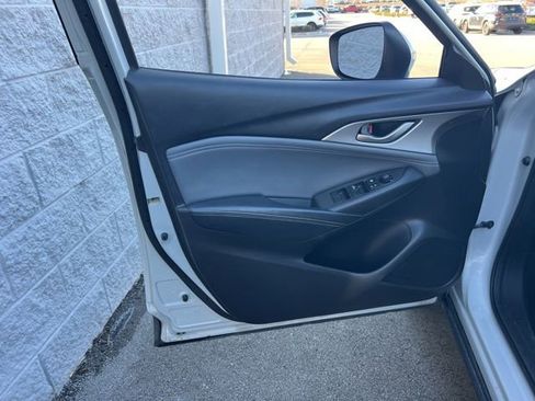 Used 2019 MAZDA CX-3 Touring image 29