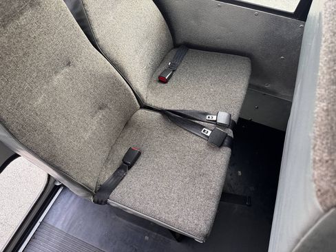 Used 2004 Chevrolet Express 3500 w/ School Bus Package RWD image 34