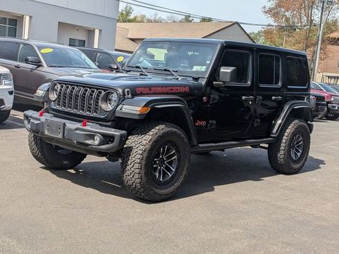 Used 2024 Jeep Wrangler Unlimited Rubicon AWD/4WD image 7