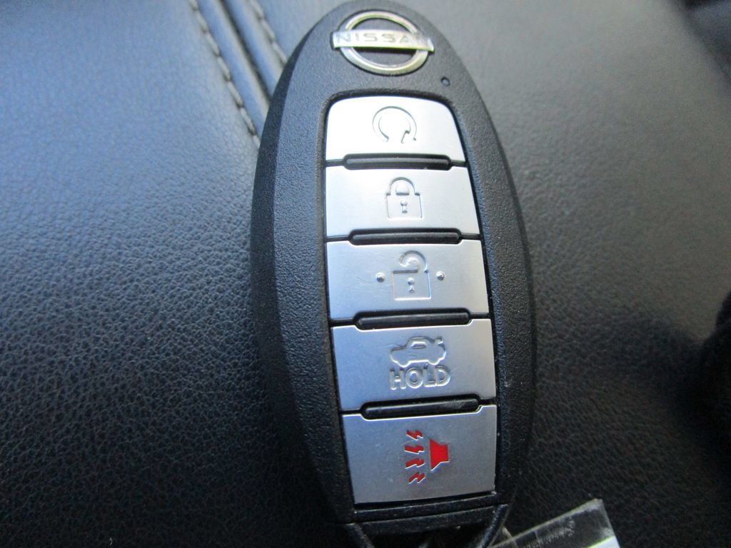 Used 2025 Nissan Altima 2.5 SV FWD image 45