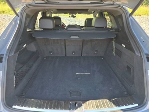 Certified 2026 Porsche Cayenne AWD/4WD image 12