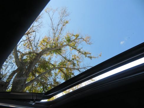 Used 2018 Honda Accord Sport image 32