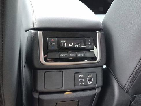 New 2026 Subaru Ascent Premium image 13