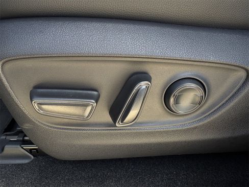 Used 2025 Toyota Land Cruiser w/ Premium Package image 27