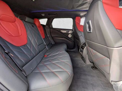 Certified 2024 BMW XM Label Red image 20